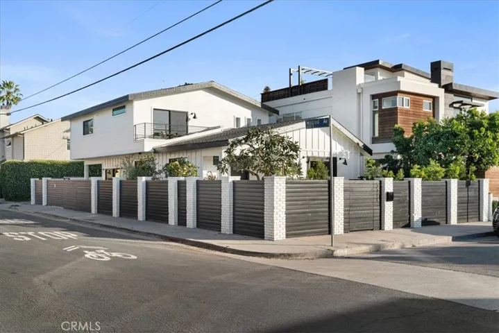 2314 Clement Avenue, Venice, California 90291