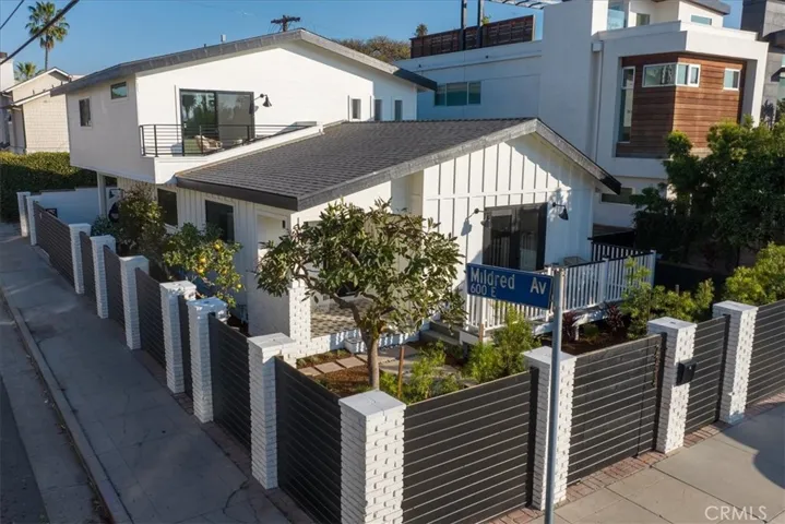 2314 Clement Avenue, Venice, California 90291