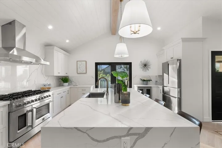 2314 Clement Avenue, Venice, California 90291