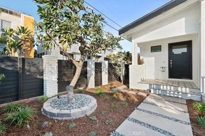 2314 Clement Avenue, Venice, California 90291