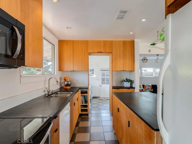 1254 Joyce Court, San Luis Obispo, California 93401