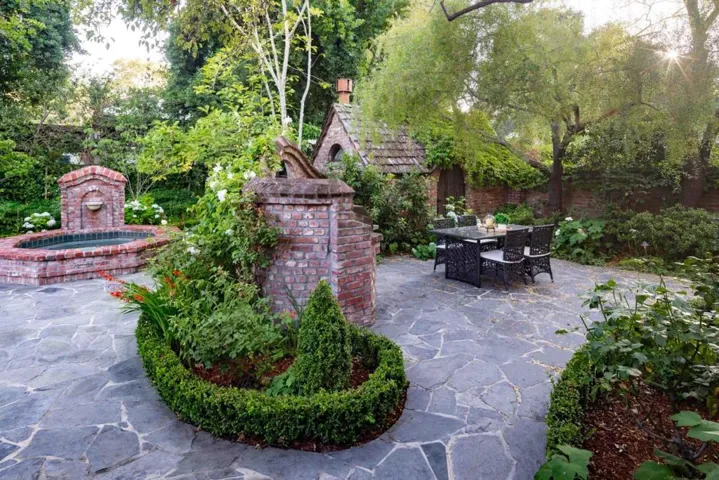 1726 Fulton Street, Palo Alto, California 94303