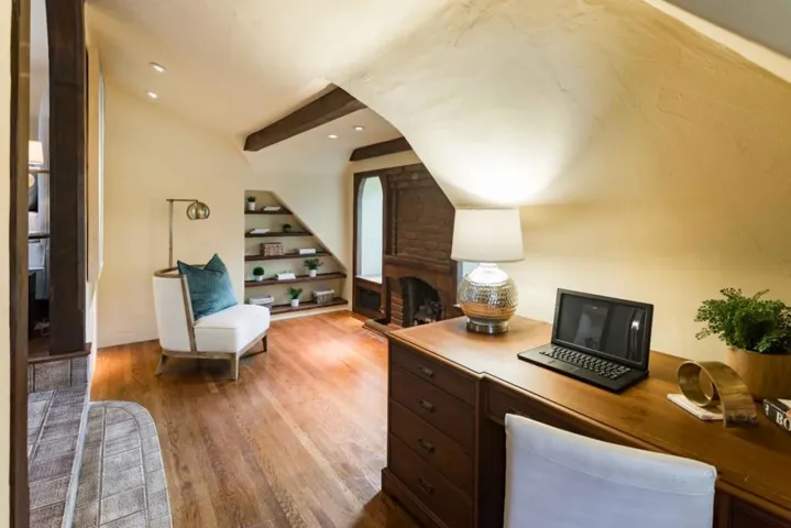 1726 Fulton Street, Palo Alto, California 94303