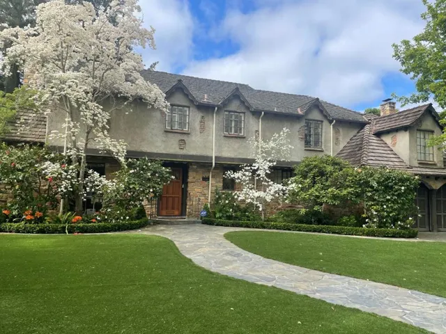 1726 Fulton Street, Palo Alto, California 94303