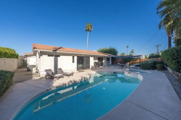 08-Photo-8