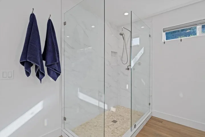 27-Photo-27