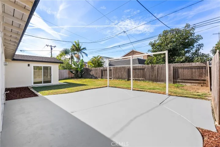 19781 Carmania Lane, Huntington Beach, California 92646