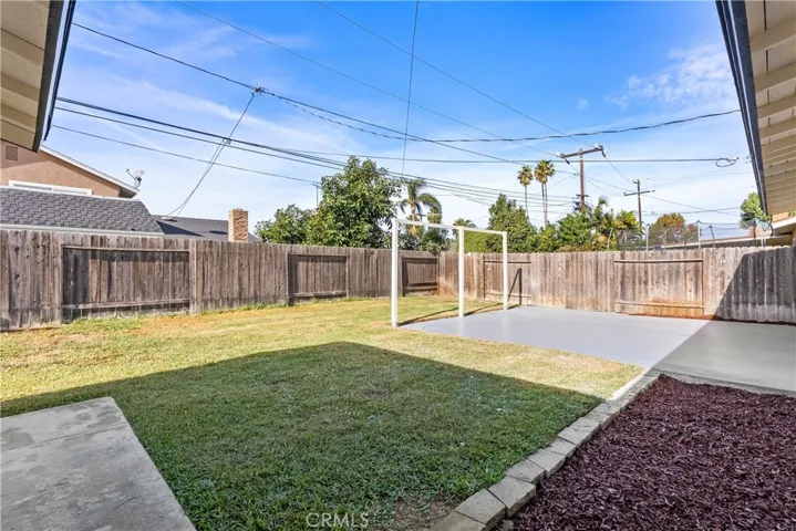 19781 Carmania Lane, Huntington Beach, California 92646