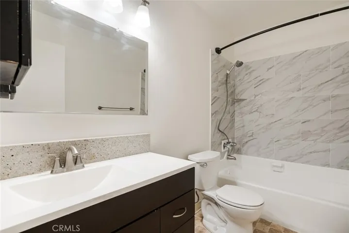 617 E Angeleno Avenue 302, Burbank, California 91501