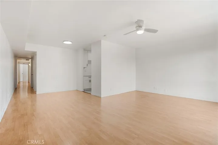 617 E Angeleno Avenue 302, Burbank, California 91501