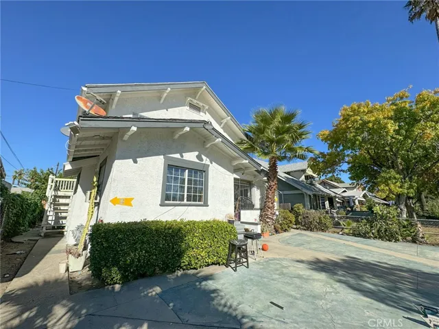 515 E Pasadena Street, Pomona, California 91767