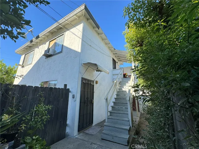 515 E Pasadena Street, Pomona, California 91767