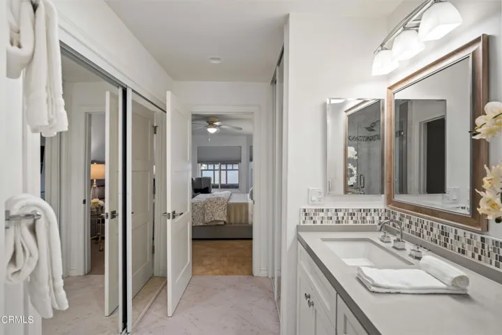 2135 Martinique MLS-22