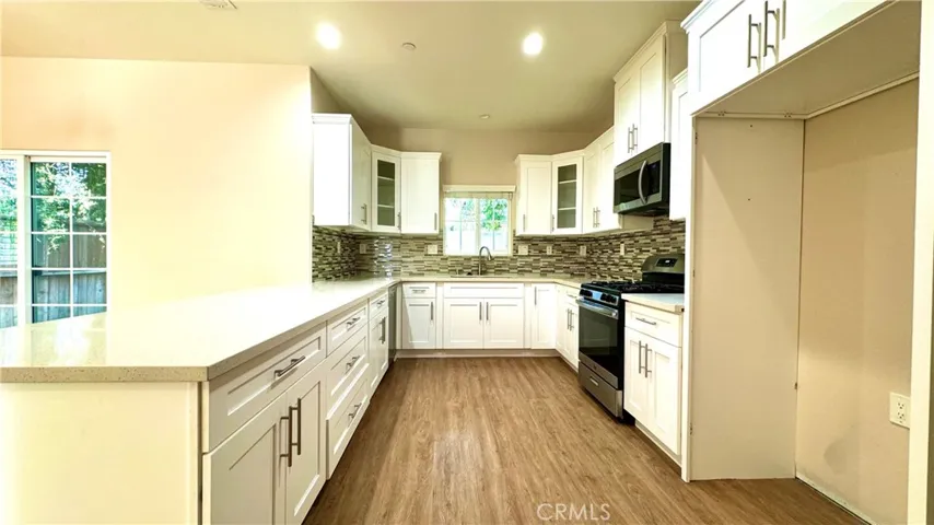 625 E Phillips Boulevard, Pomona, California 91766
