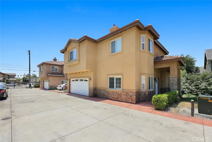 625 E Phillips Boulevard, Pomona, California 91766