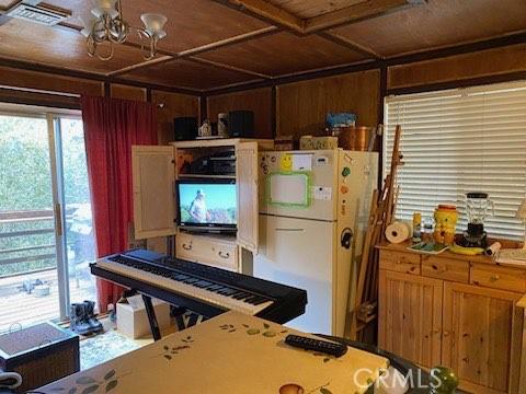 24870 Edelwiess Drive, Crestline, California 92325