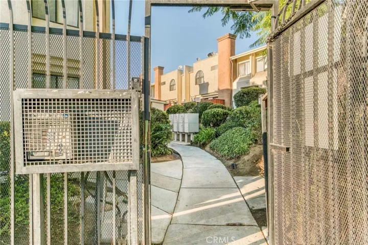 13825 Beaver Street 58, Sylmar, California 91342