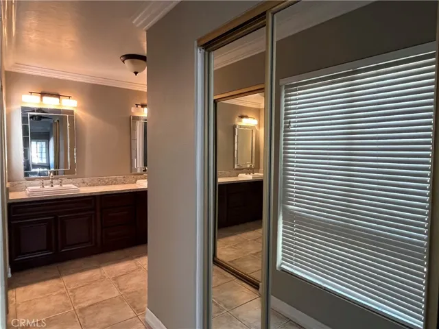 25462 Sawmill Lane, Lake Forest, California 92630
