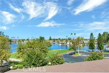 25462 Sawmill Lane, Lake Forest, California 92630