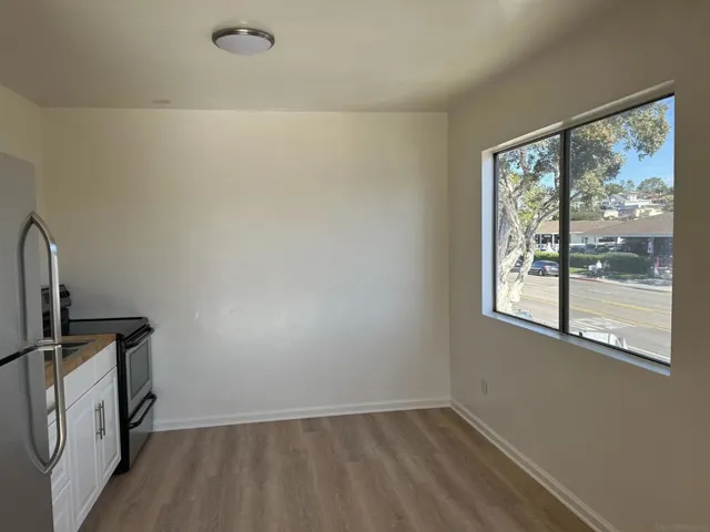 1038 S Coast Highway 101 Unit D, Encinitas, California 92024