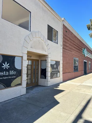 1038 S Coast Highway 101 Unit D, Encinitas, California 92024