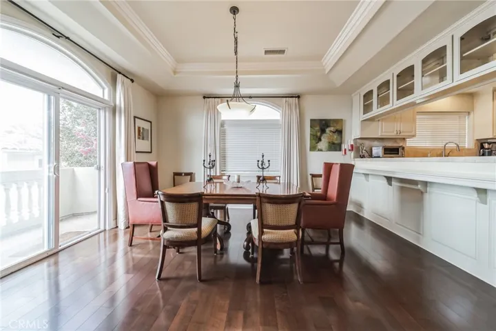 2020 Clark Lane B, Redondo Beach, California 90278