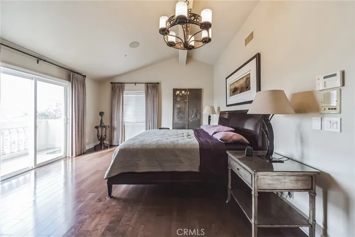 2020 Clark Lane B, Redondo Beach, California 90278