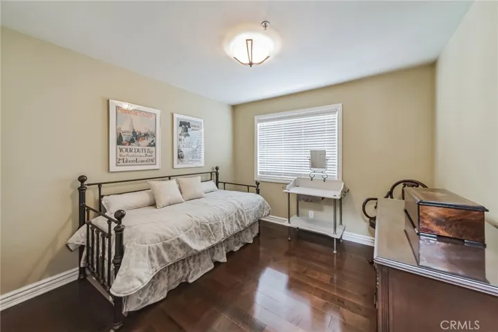 2020 Clark Lane B, Redondo Beach, California 90278
