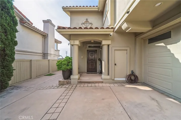 2020 Clark Lane B, Redondo Beach, California 90278