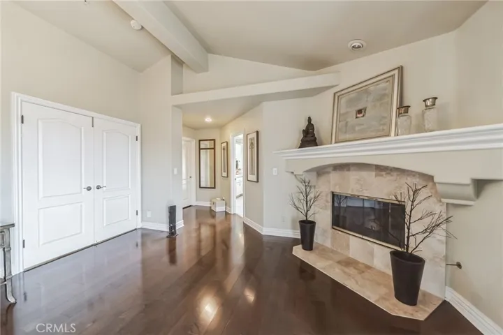 2020 Clark Lane B, Redondo Beach, California 90278