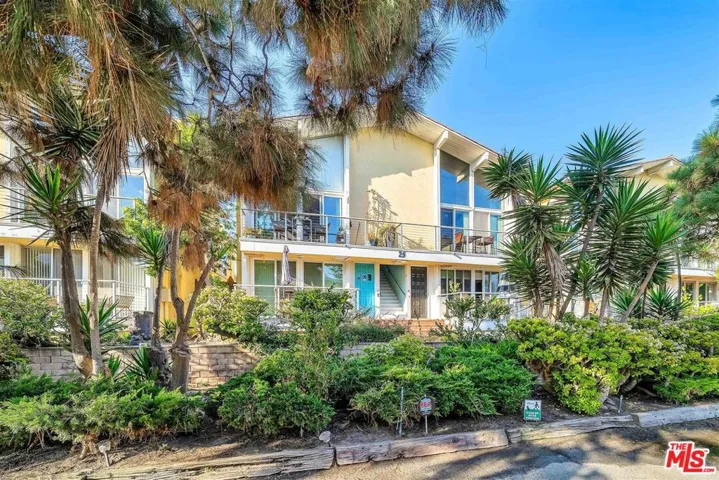 25 Spinnaker Street 12, Marina Del Rey, California 90292