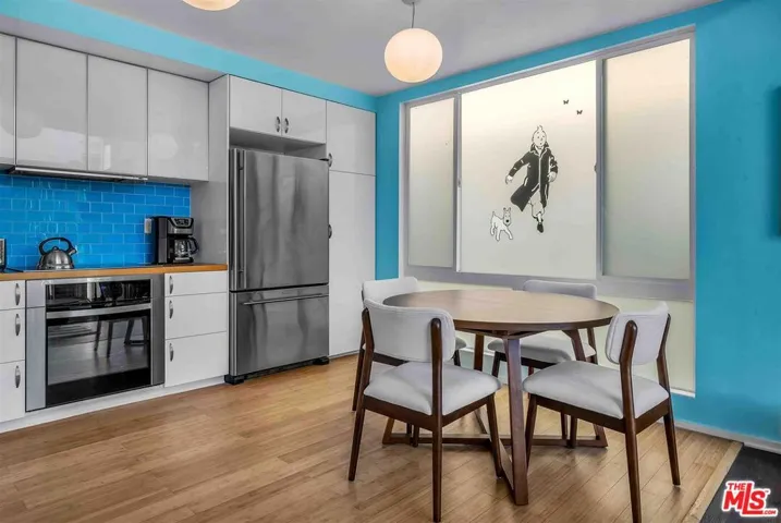25 Spinnaker Street 12, Marina Del Rey, California 90292