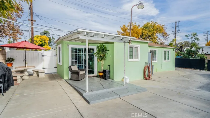 415 W Francis Street, Ontario, California 91762