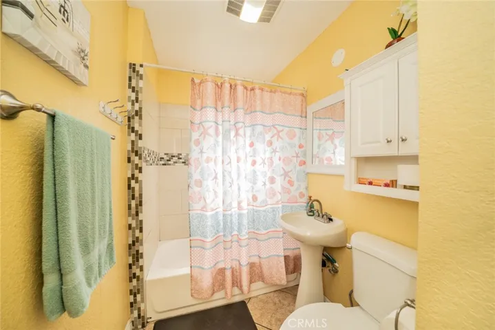 415 W Francis Street, Ontario, California 91762