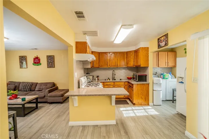 415 W Francis Street, Ontario, California 91762
