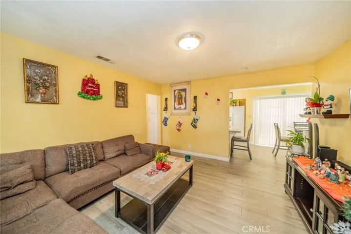 415 W Francis Street, Ontario, California 91762