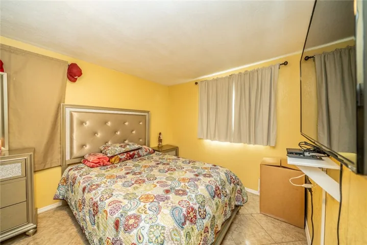 415 W Francis Street, Ontario, California 91762
