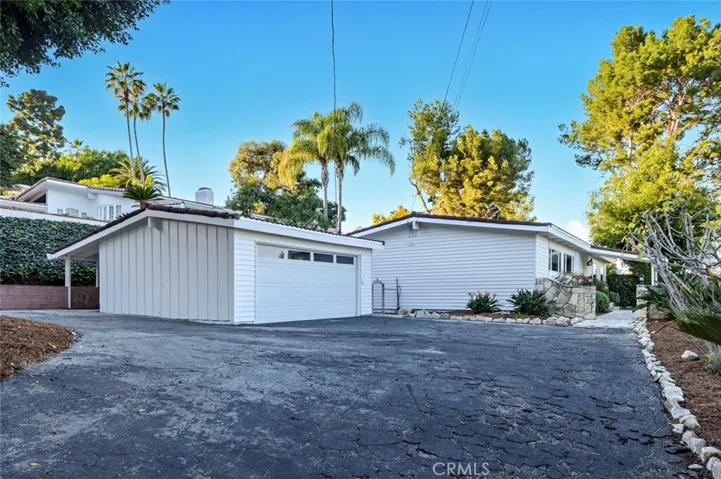 2241 Estribo Drive, Rolling Hills Estates, California 90274