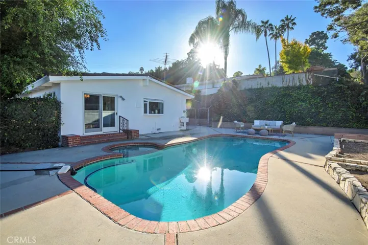 2241 Estribo Drive, Rolling Hills Estates, California 90274