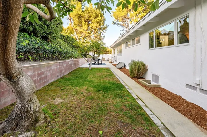 2241 Estribo Drive, Rolling Hills Estates, California 90274