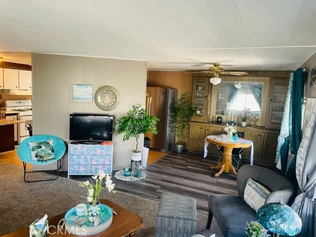 1895 W. Devonshire Ave #15, Hemet, California 92545