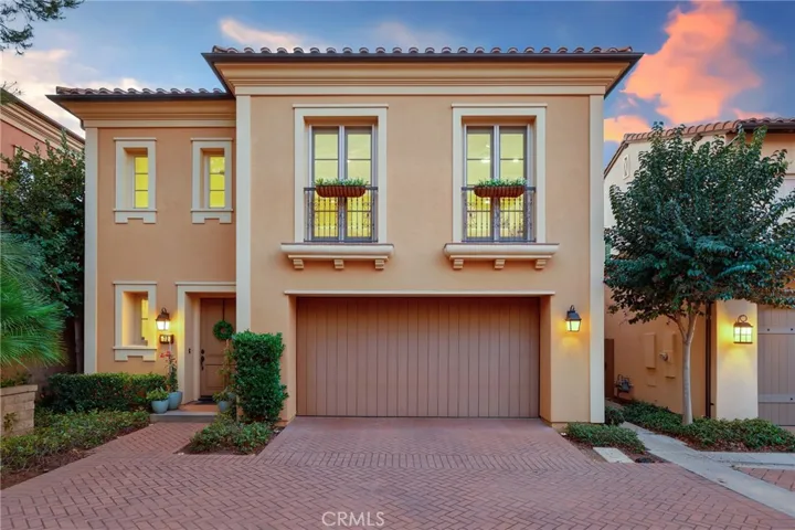 72 Brindisi, Irvine, California 92618
