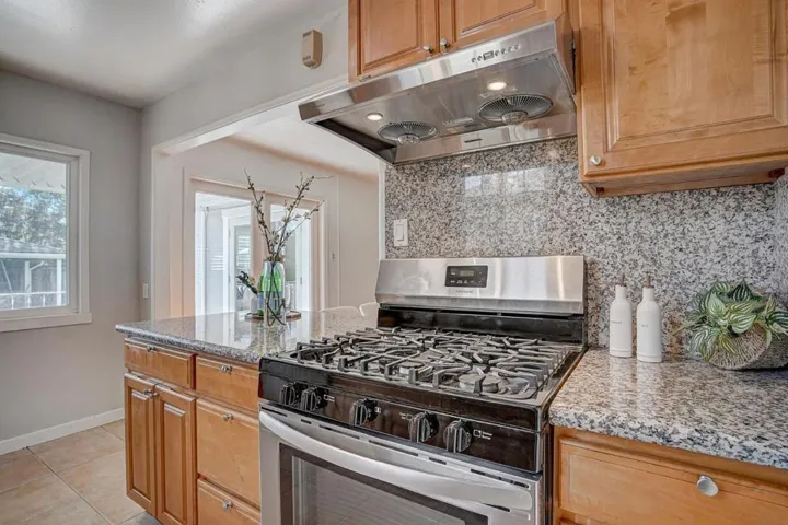 416 Lloyd Avenue, San Leandro, California 94578