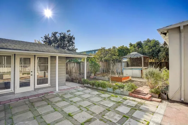 416 Lloyd Avenue, San Leandro, California 94578