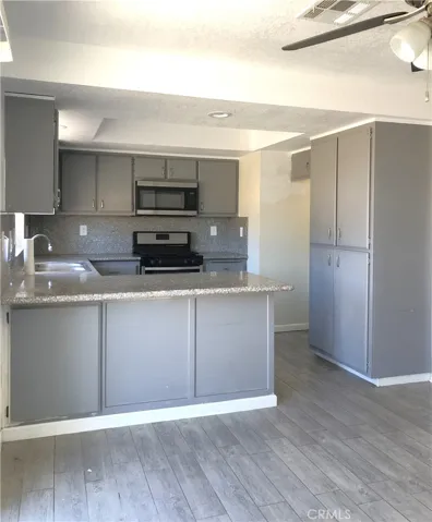 9249 La Grange Avenue, Hesperia, California 92345