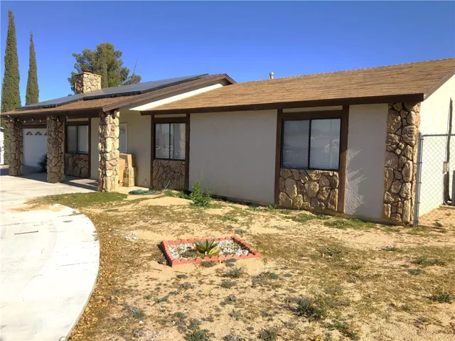 9249 La Grange Avenue, Hesperia, California 92345