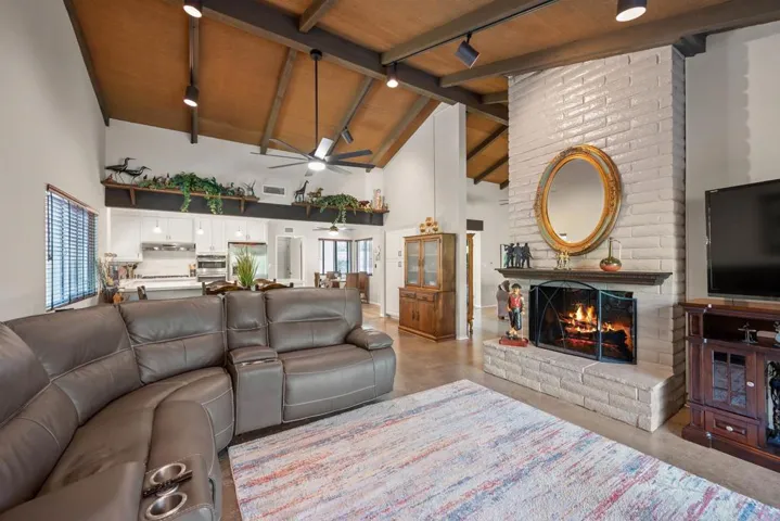 5941 Steeplechase Road, Bonita, California 91902