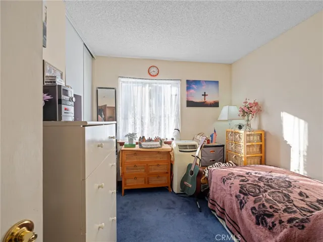 12791 Luna Road, Victorville, California 92392