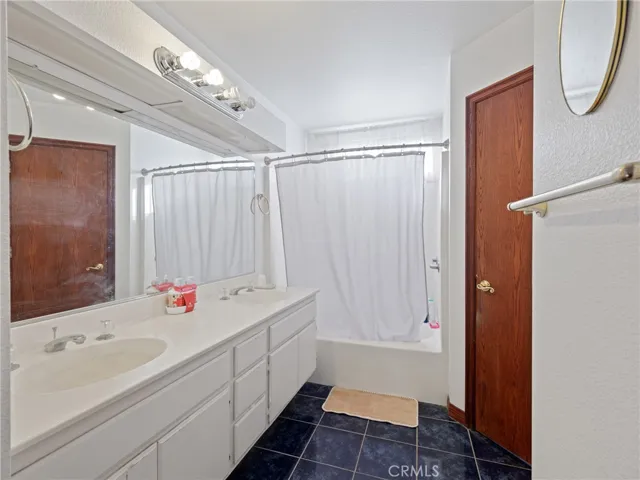 12791 Luna Road, Victorville, California 92392
