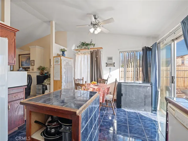 12791 Luna Road, Victorville, California 92392